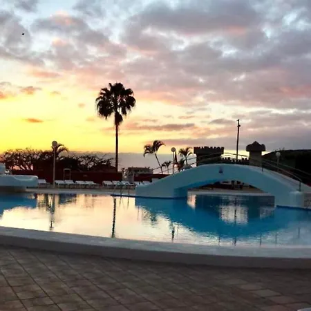 Apartamento, Pool, Proxima A Restaurantes, Playa Em Tenerife Sur Apartman